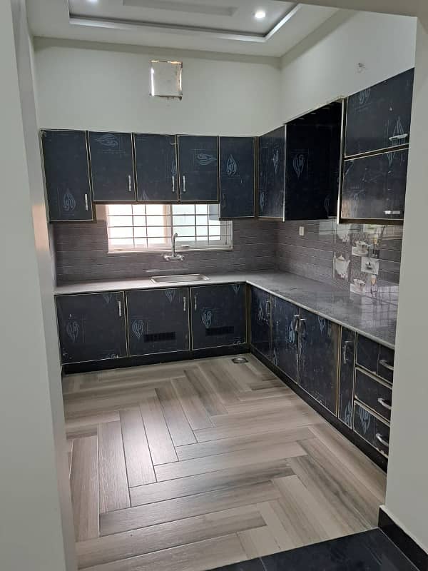 Lower Portion of 10 Marla House Available For Rent In Janiper Block Sector C Bahria Town Lahore 4