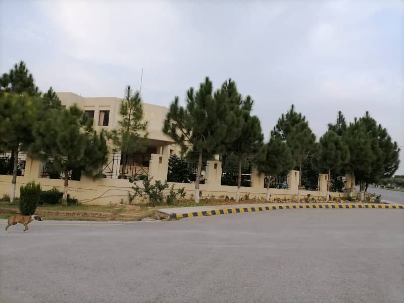 1 Kanal Corner Residential Plot Available. For Sale in Engineers Co-operative Housing Society. ECHS D-18 Block B Islamabad. 5