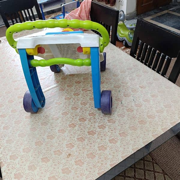 Small baby walking practice 1-5 years 0