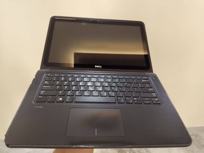 Dell Latitude 3380.7th Gen Touch And Type 0