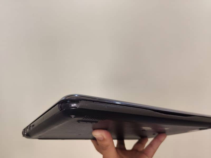 Dell Latitude 3380.7th Gen Touch And Type 3