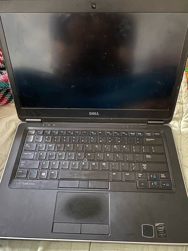 Dell core i5 4th generation 8/128 3