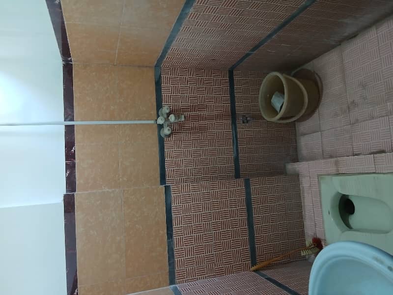 Nishtar Colony House Sized 337 Square Feet Is Available 7