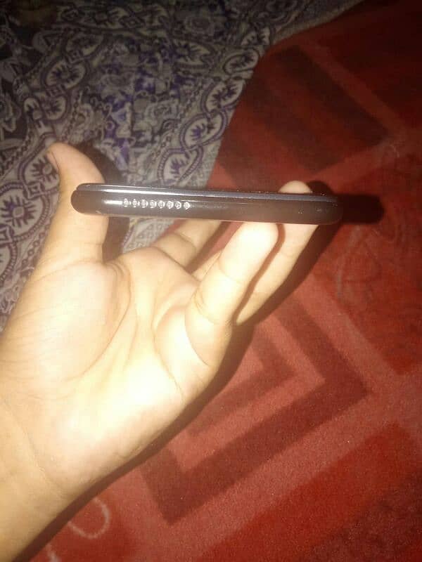 istar mobile hy 3 32 ram ROM both acha set hy pta approved 0