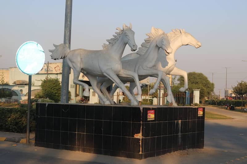 Plot In Prime Location Engineering Town Defence Road 3