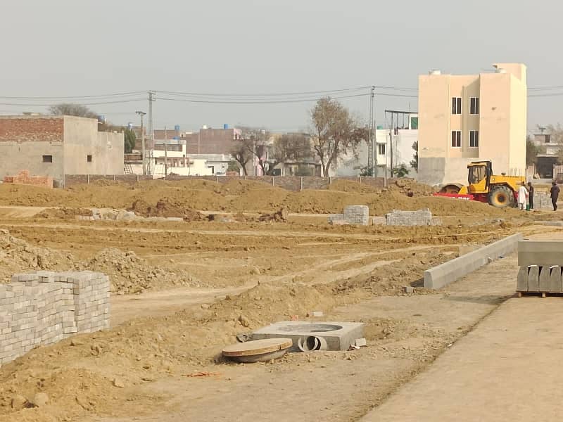 Ideal Location Plot Near Valencia Town LHR 0