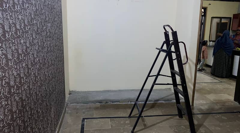West Opened 2 Bed Dd Flat In Block-13 Nearby Habib University 6