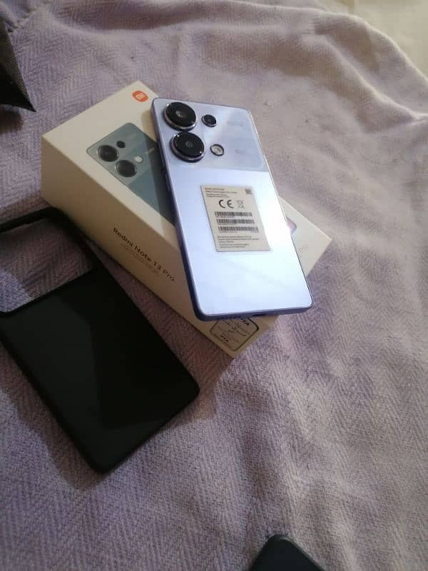 Xiaomi Redmi Note 13 pro 4