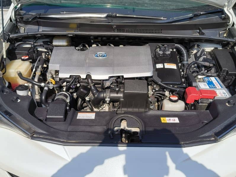 Toyota Prius 2016 A Premium Touring Selection 14