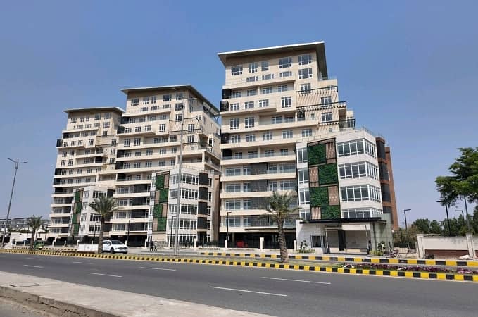Prominently-Located 10 Marla Building Available In Defence Raya 0