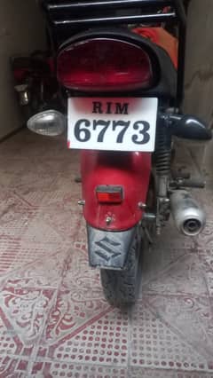 Suzuki GS 150 2020