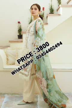 Very beautiful designs of ladies cloth