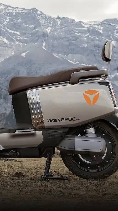 Yadea EPOC Electric Bikes , Electric Scooty , Electric scooter 2025 Ne 12