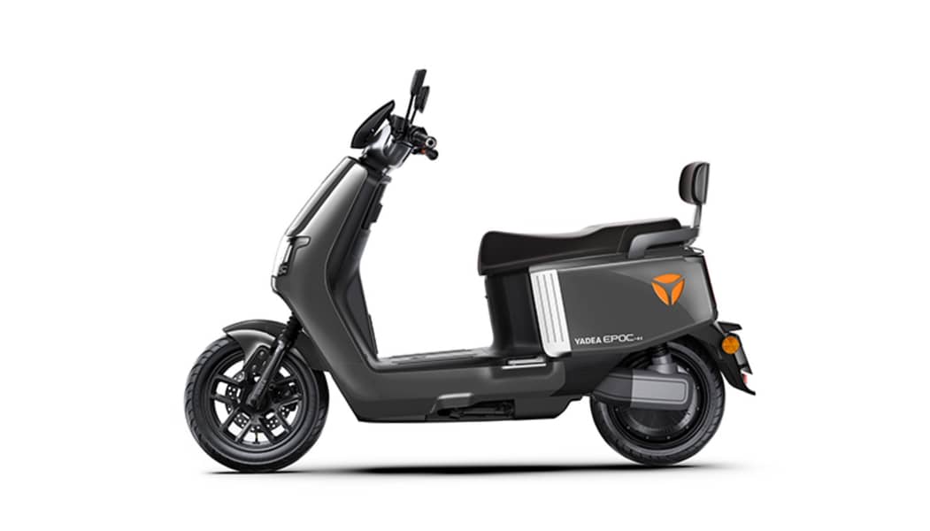Yadea EPOC Electric Bikes , Electric Scooty , Electric scooter 2025 Ne 13