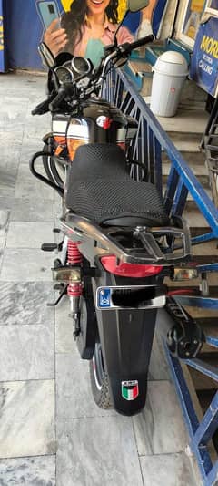 HONDA CB150F