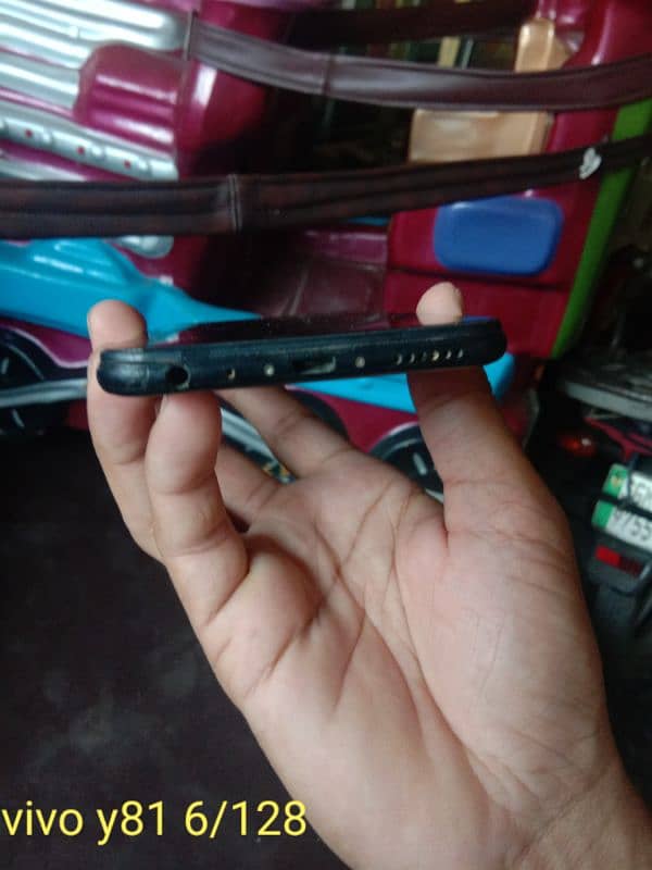 4 mobile for sell argent need mony sab k penel dalny waly hn 6