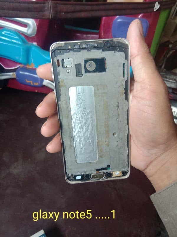 4 mobile for sell argent need mony sab k penel dalny waly hn 10
