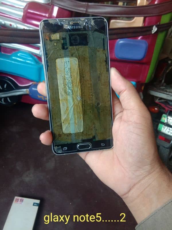 4 mobile for sell argent need mony sab k penel dalny waly hn 14