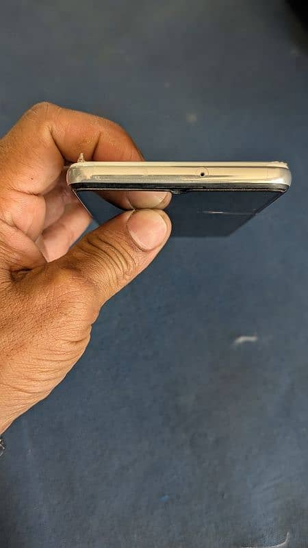 Samsung a32 with box 10/10 neat and clean 5