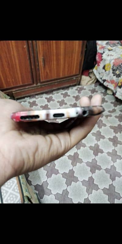 One plus 5t model 1