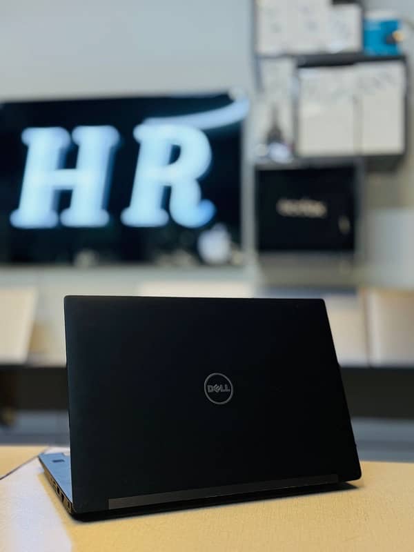 DELL LATITUDE 7480 I7 7th GEN 8GB RAM 256GB FINGER SCAN up to 4hour 1