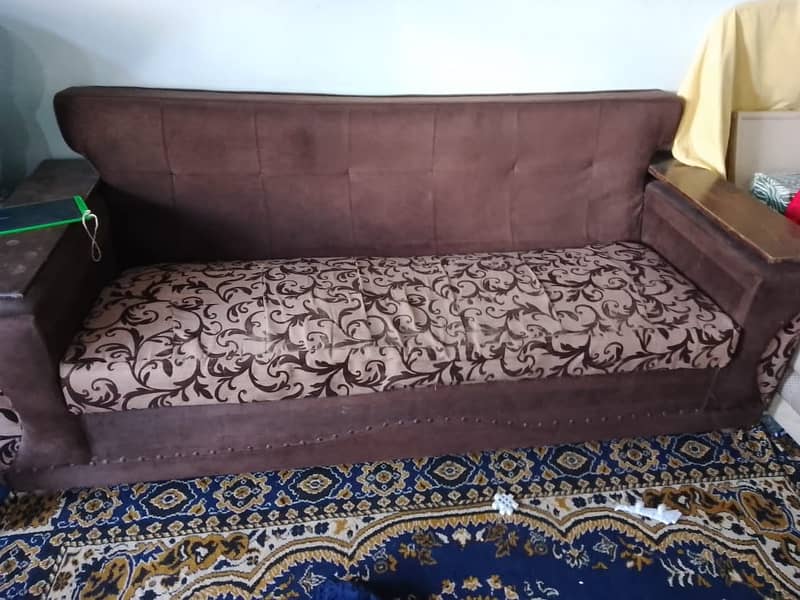 7Seater Sofa Set for sale condition 10/10. Best sofaset 1