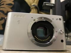 Nikon 1 mirror less camera