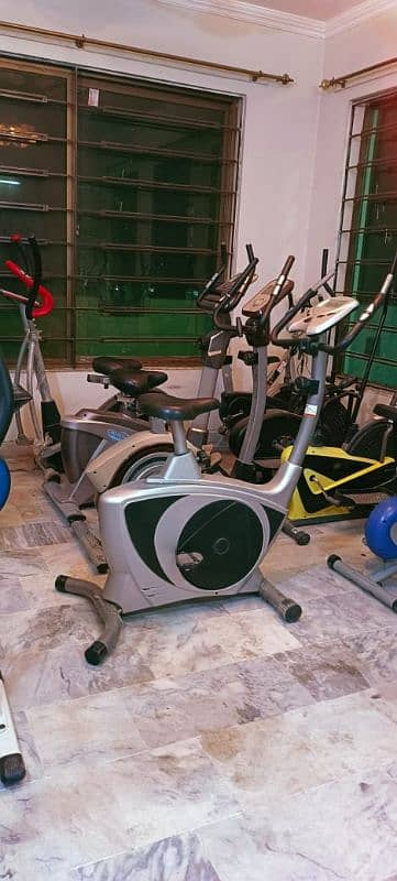 exercise cycle elliptical cross trainer recumbent bike spin magnetic 18