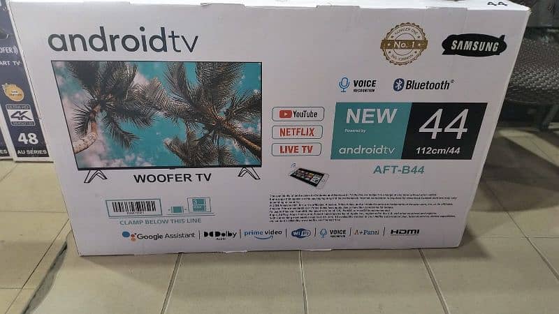 44 box PACK LED TV ANDROID WIFI GOOGLE TV NEW TECHNOLOGY BAZEL LESS 4K 0