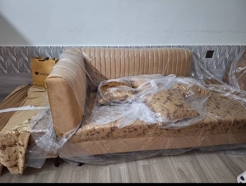 L SHAPE SOFA 0