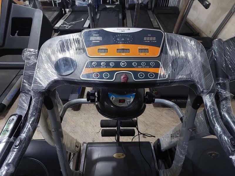 TREADMILL / RUNNING MACHINE / WALKING MACHINE / JOGGING MACHINE 10