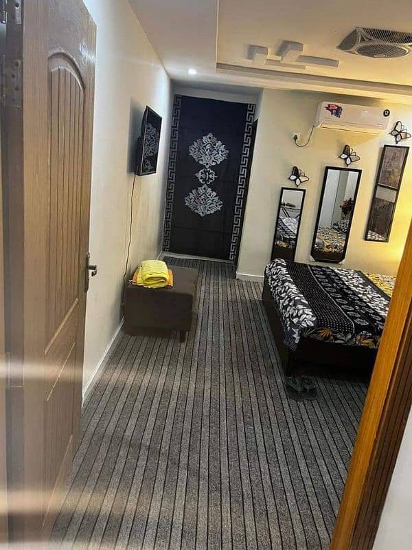 One Bed Studio Appartment Available For Rent In E11 Daily weekly Basis 4