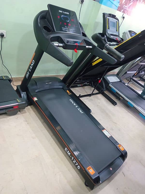 Slightly Used Treadmill Imported Stock 0