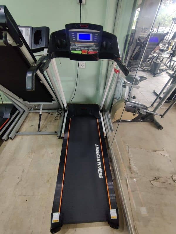Slightly Used Treadmill Imported Stock 1