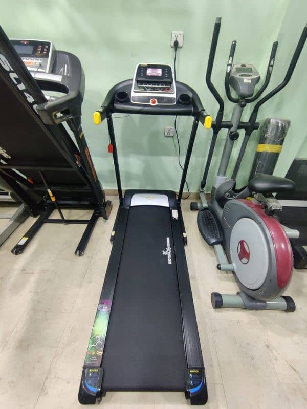 Slightly Used Treadmill Imported Stock 2