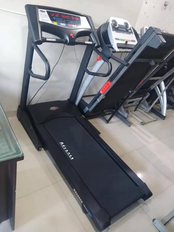 Slightly Used Treadmill Imported Stock 10