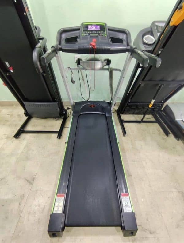 Slightly Used Treadmill Imported Stock 12