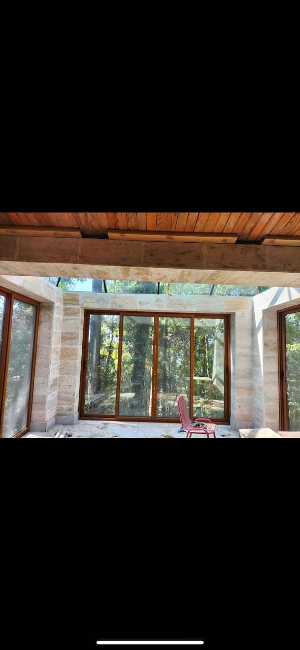 Glass Stairs – Modern Look with Safety & Style 2