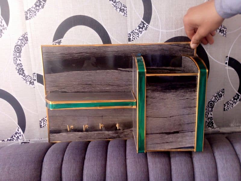 mobile and key rack 2