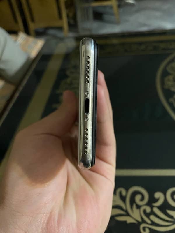 iphone X (Factory Unlock) 2