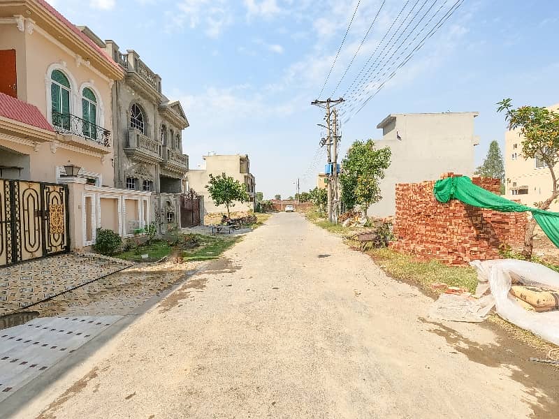 Get An Attractive Prime Location House In Lahore Under Rs. 19500000 2