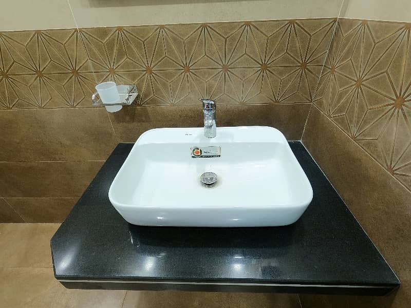 Get An Attractive Prime Location House In Lahore Under Rs. 19500000 12