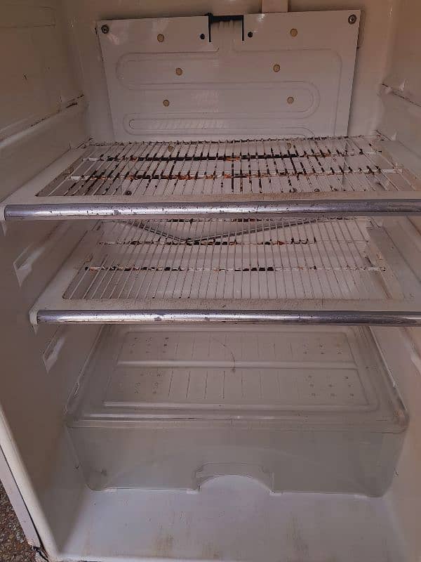 dawlance fridge 10