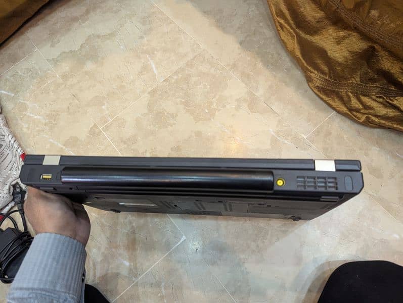 Lenevo T520 Core i5 2nd Generation 256 SSD 6