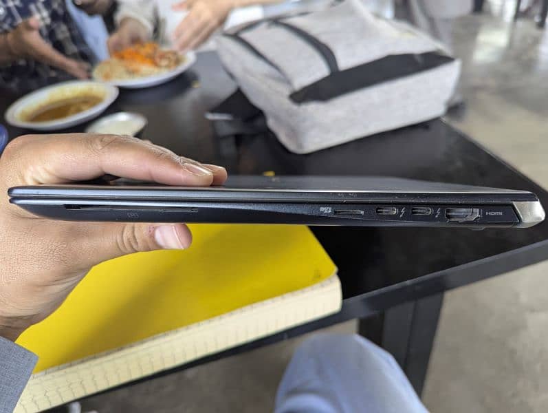 Toshiba PROTEGE DYNABOOK 2