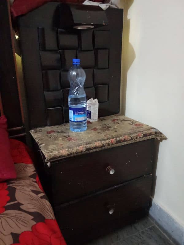 King Size bed , dressing and side tables 3
