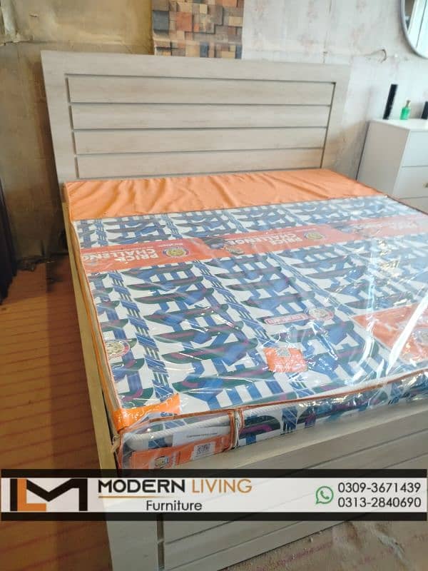 King bed 2 side tables best quality in your choice colours 7