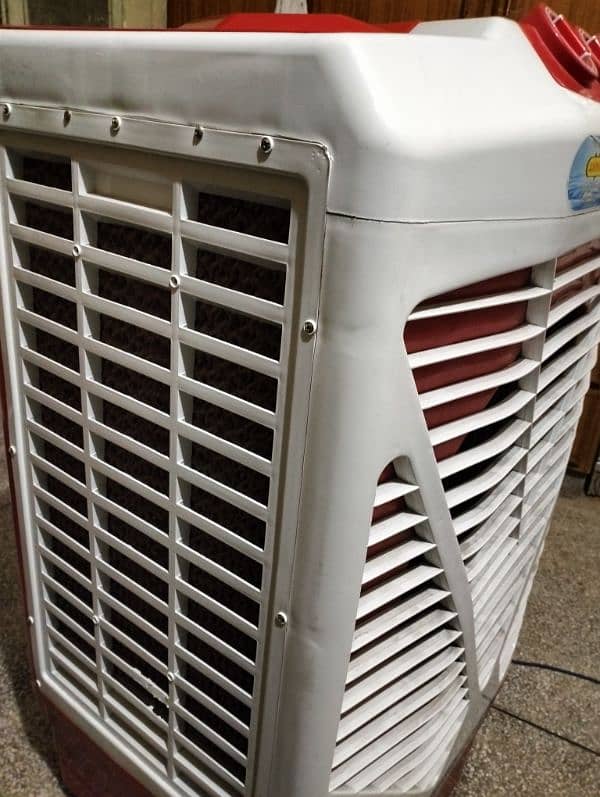 Room Air Cooler with ice bags. Home Used Almost New 1