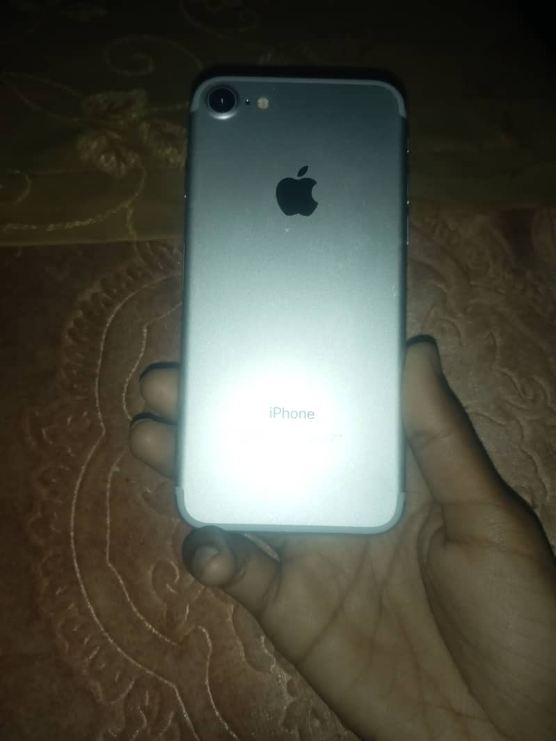 Iphone 7 all ok urgent sale 1