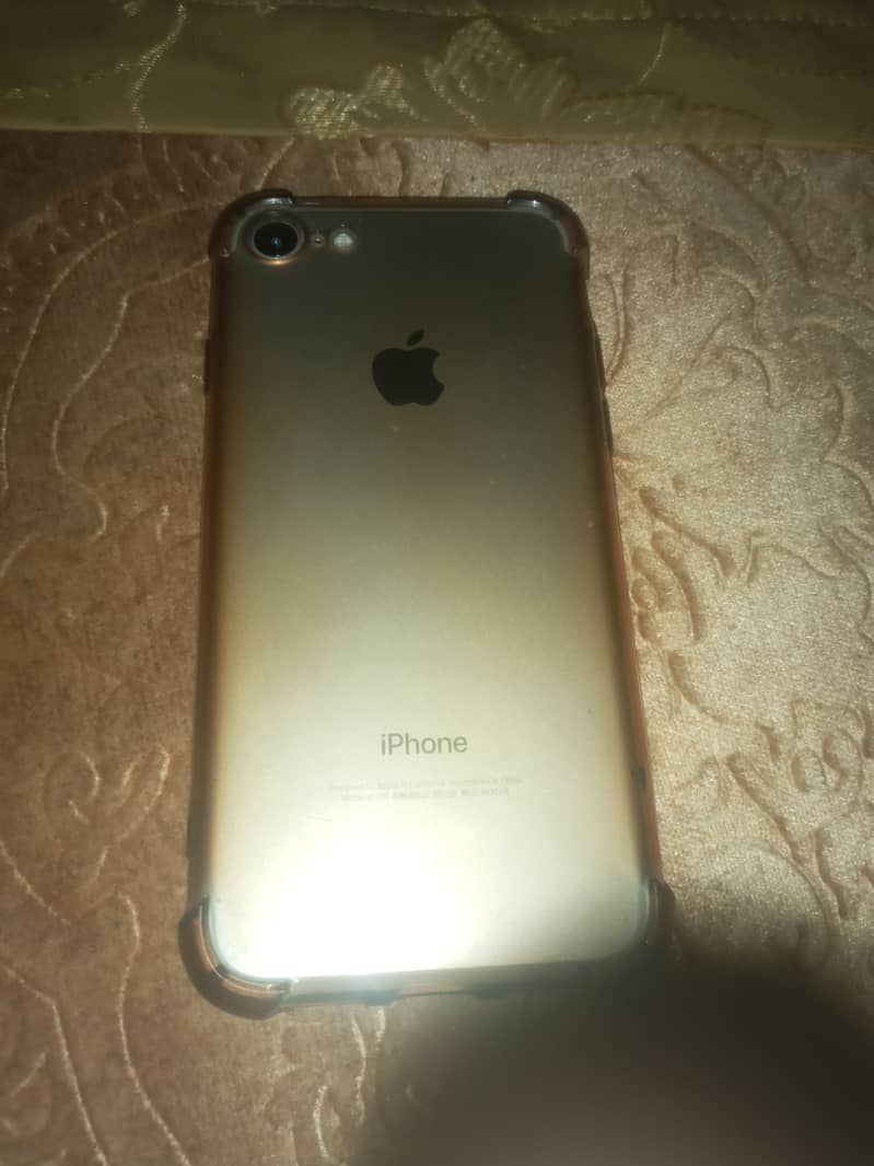 Iphone 7 all ok urgent sale 4